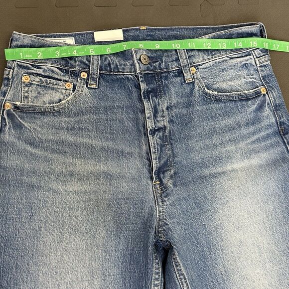 GAP Jeans Womens Cheeky Straight High Rise 30 / 10R Jeans NWT Button Fly Chrty - Picture 8 of 14
